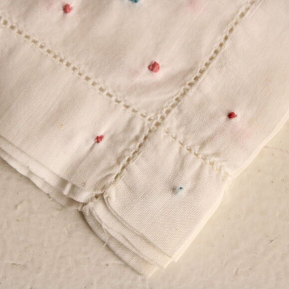 Vintage Handkerchief, White Linen with Pink and Blue Swiss Dots Embroidered - Picture 10 of 10
